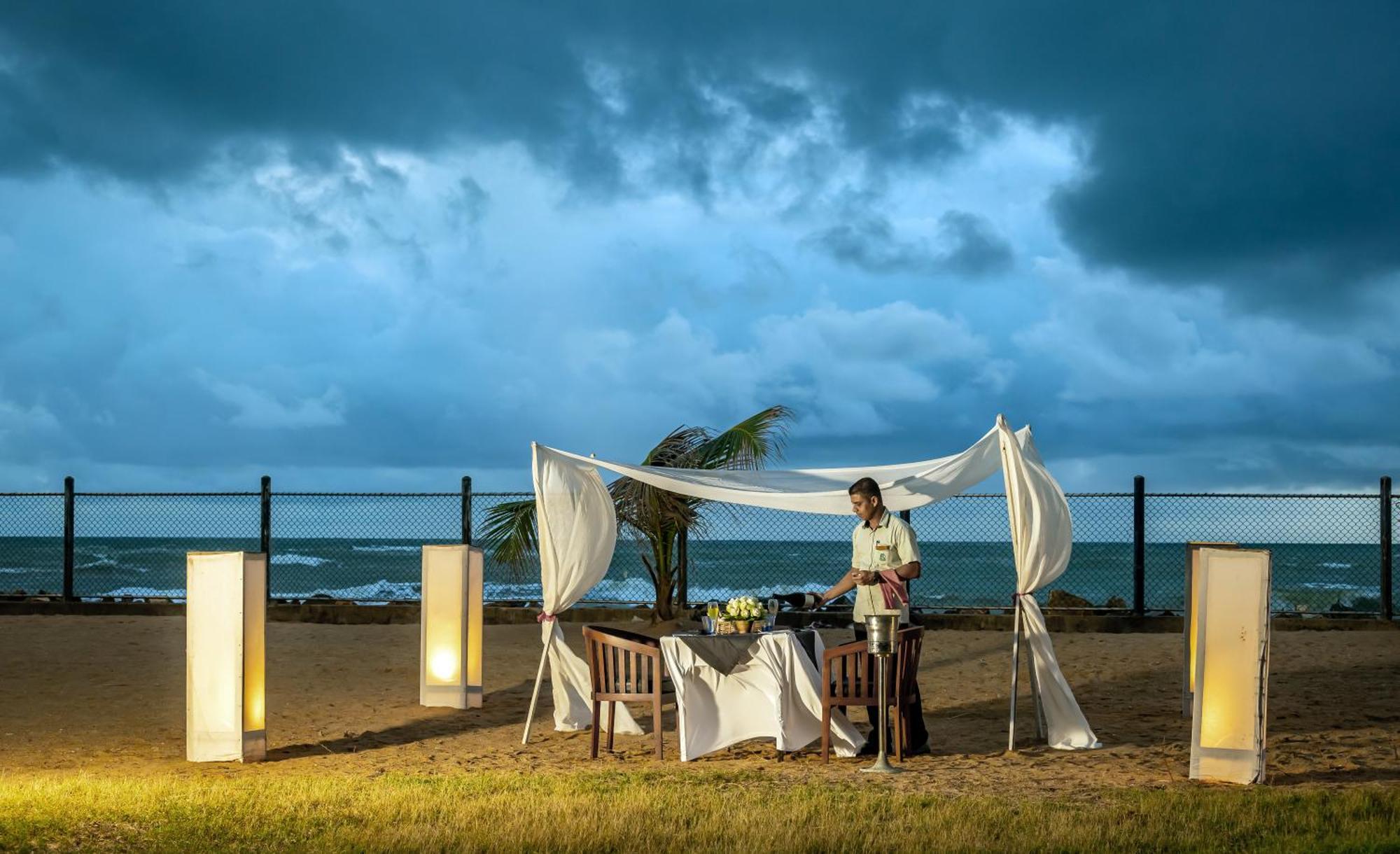 Tangerine Beach Hotel Kalutara Luaran gambar
